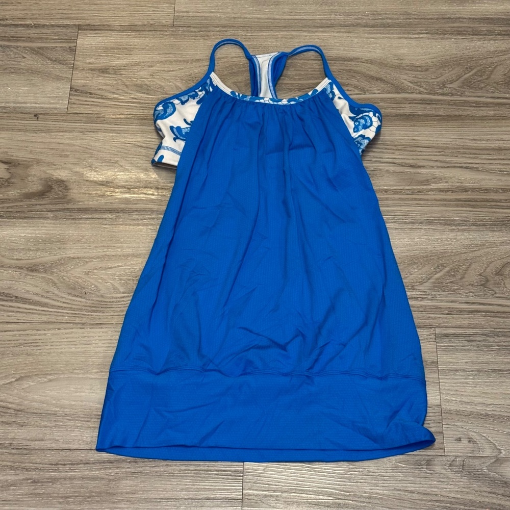 Lululemon Size 8 Blue Floral No Limits Tank Top